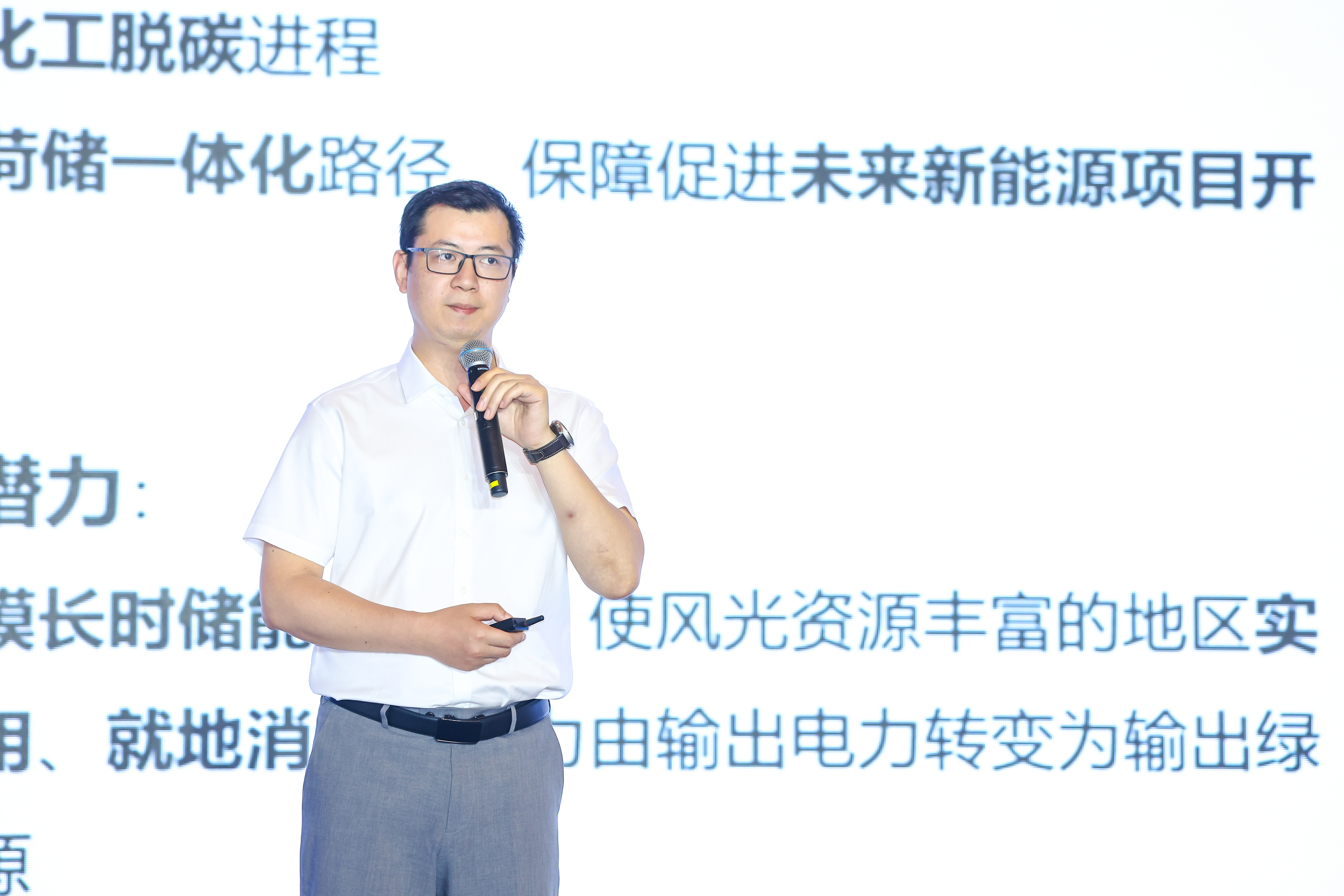 鉴黑担保网(jhdbw)·最具权威唯一维权担保平台